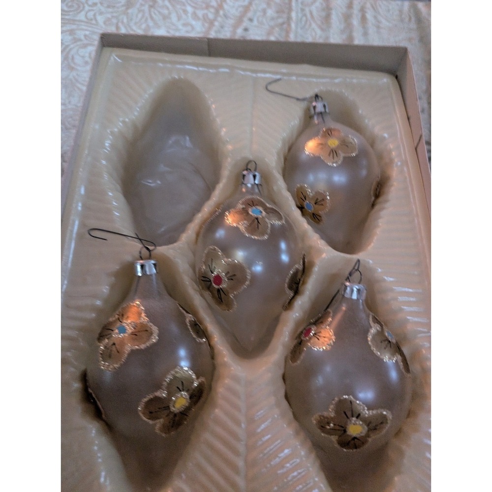 Vintage Lot 5 Commodore Mfg Frosted Teardrop Gold Floral Ornate Glass Ornaments‎